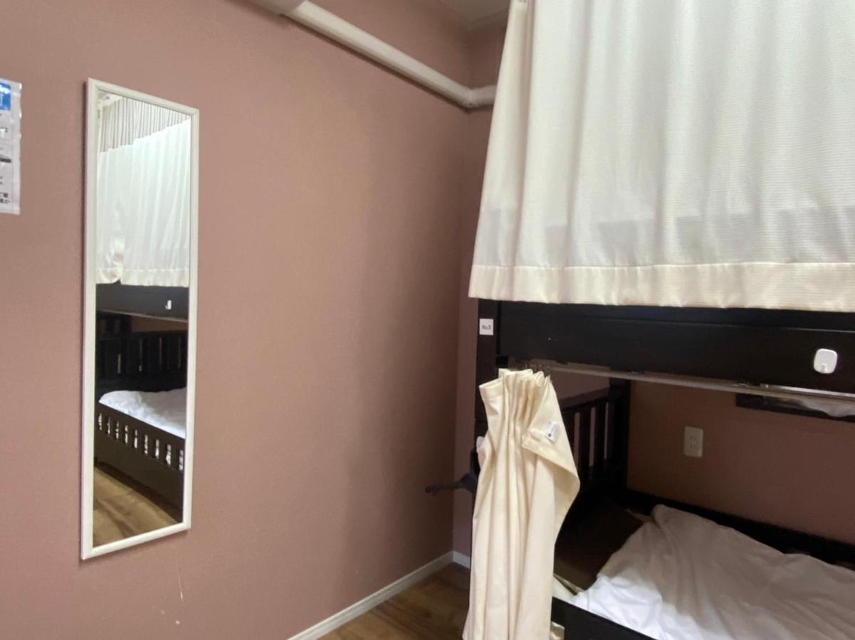Bonfire Hostel Осака Екстериор снимка