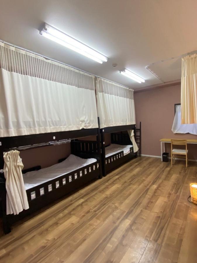 Bonfire Hostel Осака Екстериор снимка