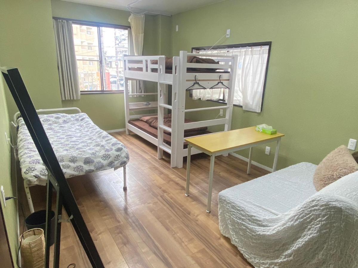Bonfire Hostel Осака Екстериор снимка