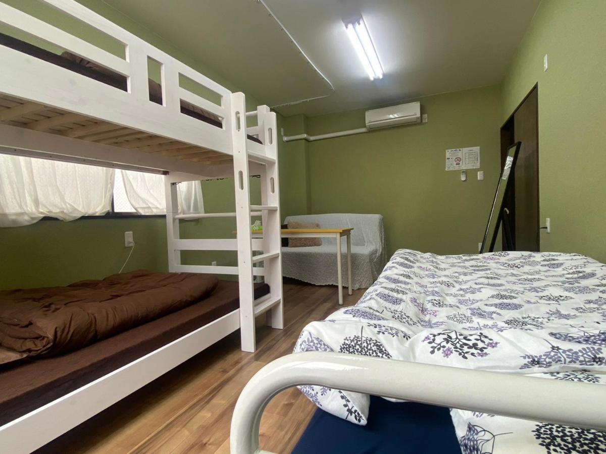 Bonfire Hostel Осака Екстериор снимка