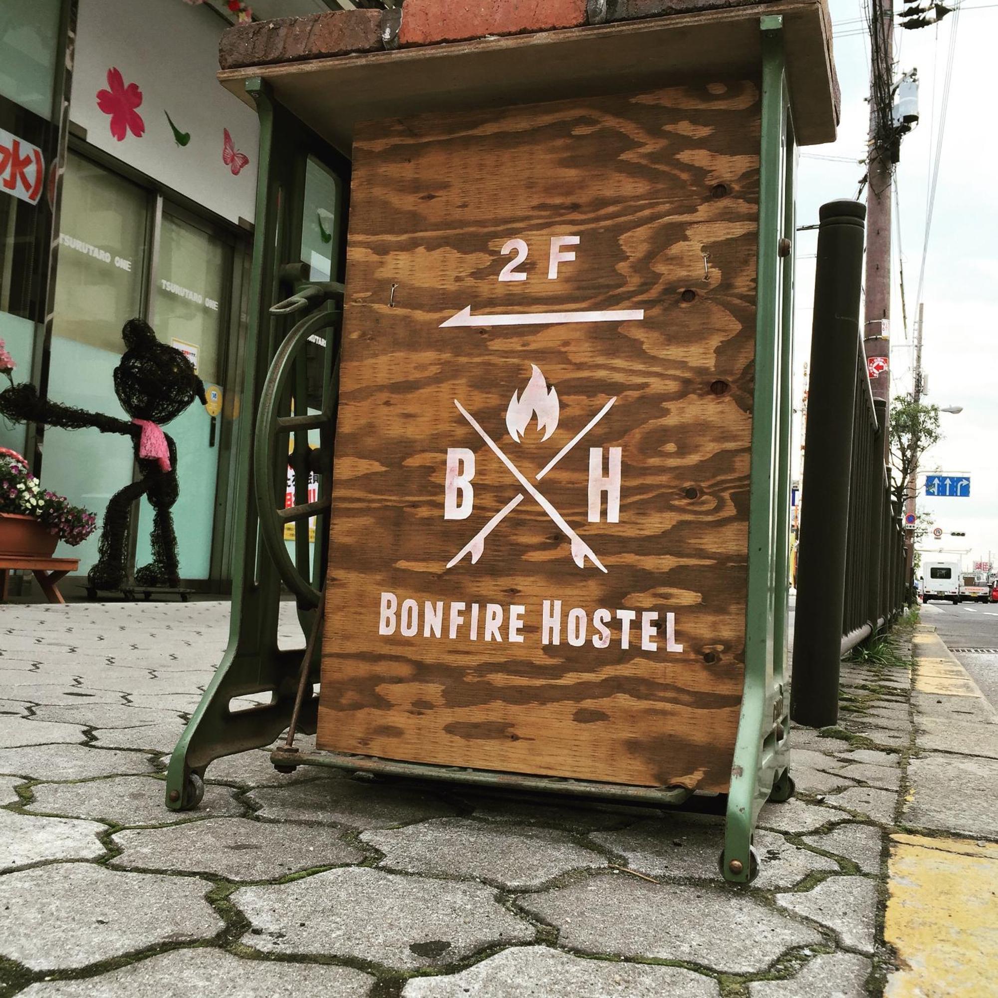 Bonfire Hostel Осака Екстериор снимка